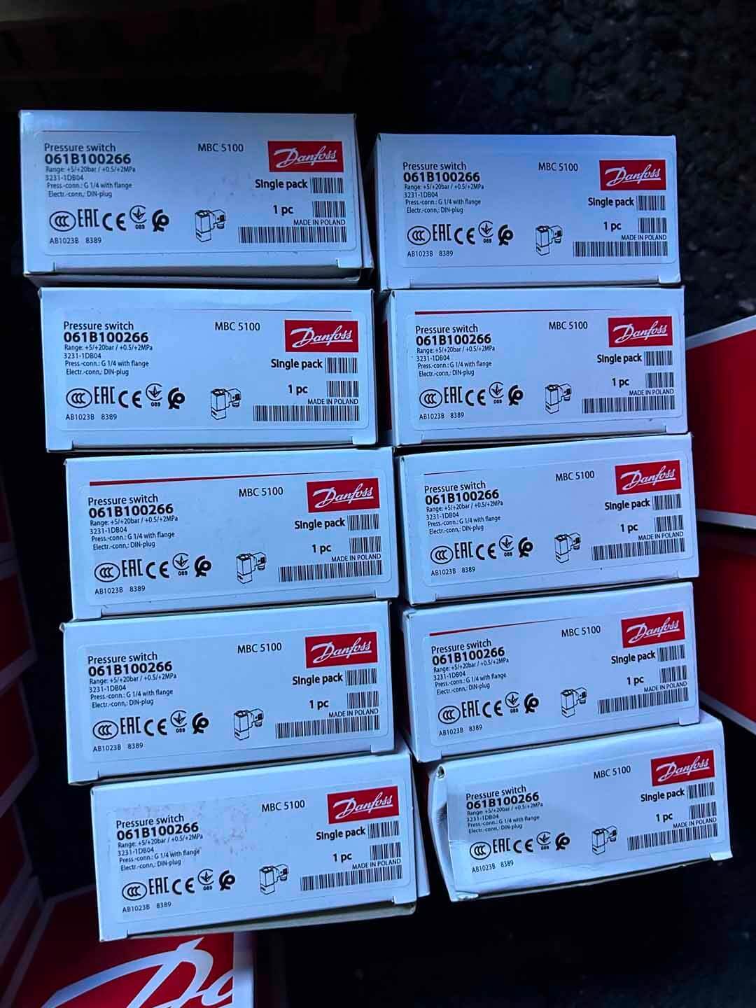 Danfoss Interruptor de presión MBC5100 061B100266