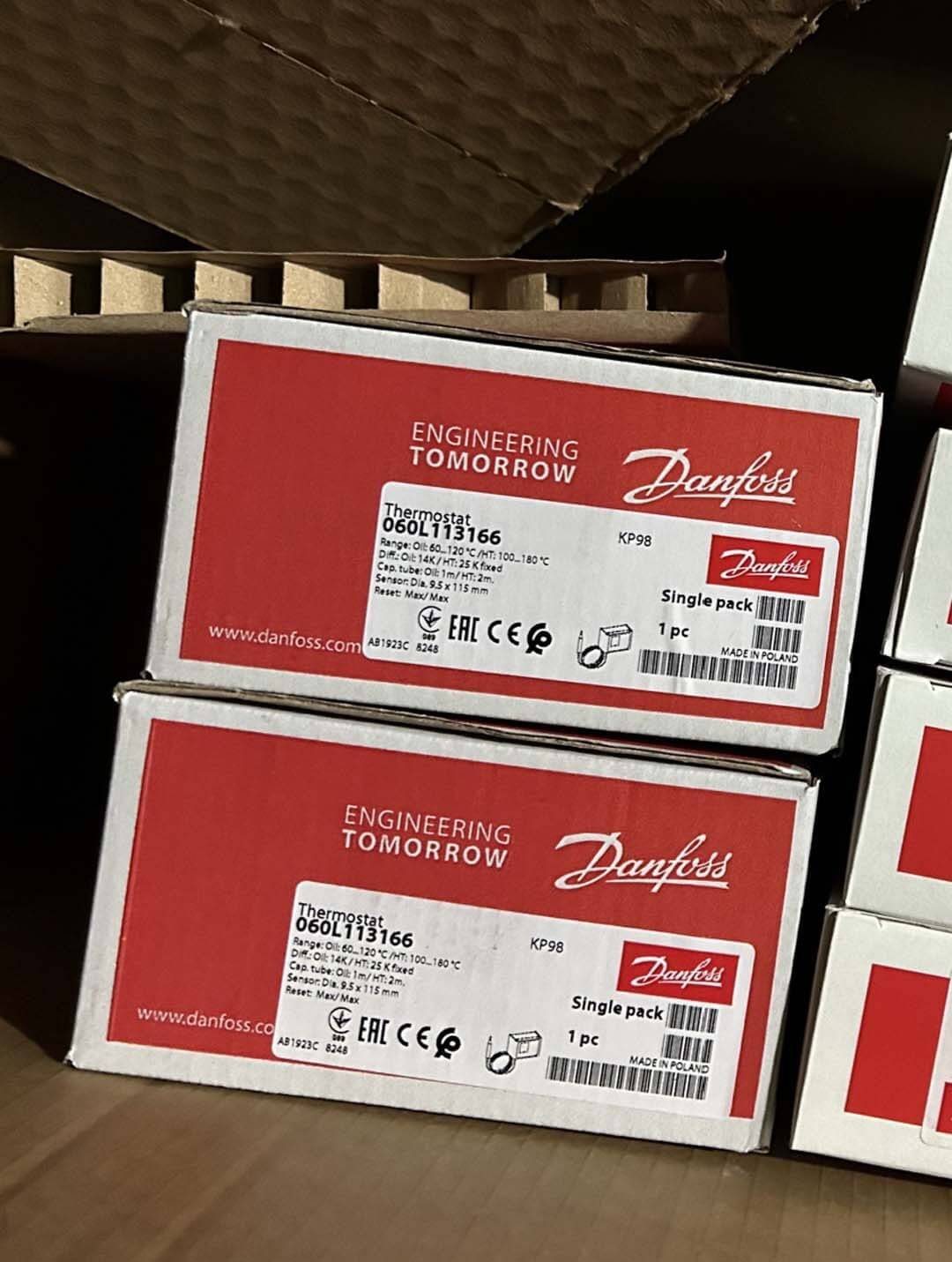 La temperatura de la superficie de las instalaciones de ensamblaje se calculará en función de la temperatura de la superficie de ensamblaje.